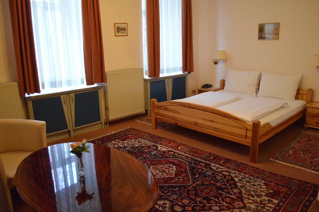 Hotel Pension Walzerstadt เวียนนา ห้อง รูปภาพ