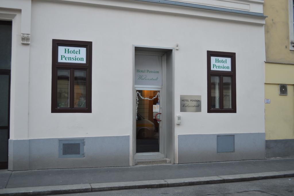 Hotel Pension Walzerstadt เวียนนา ภายนอก รูปภาพ