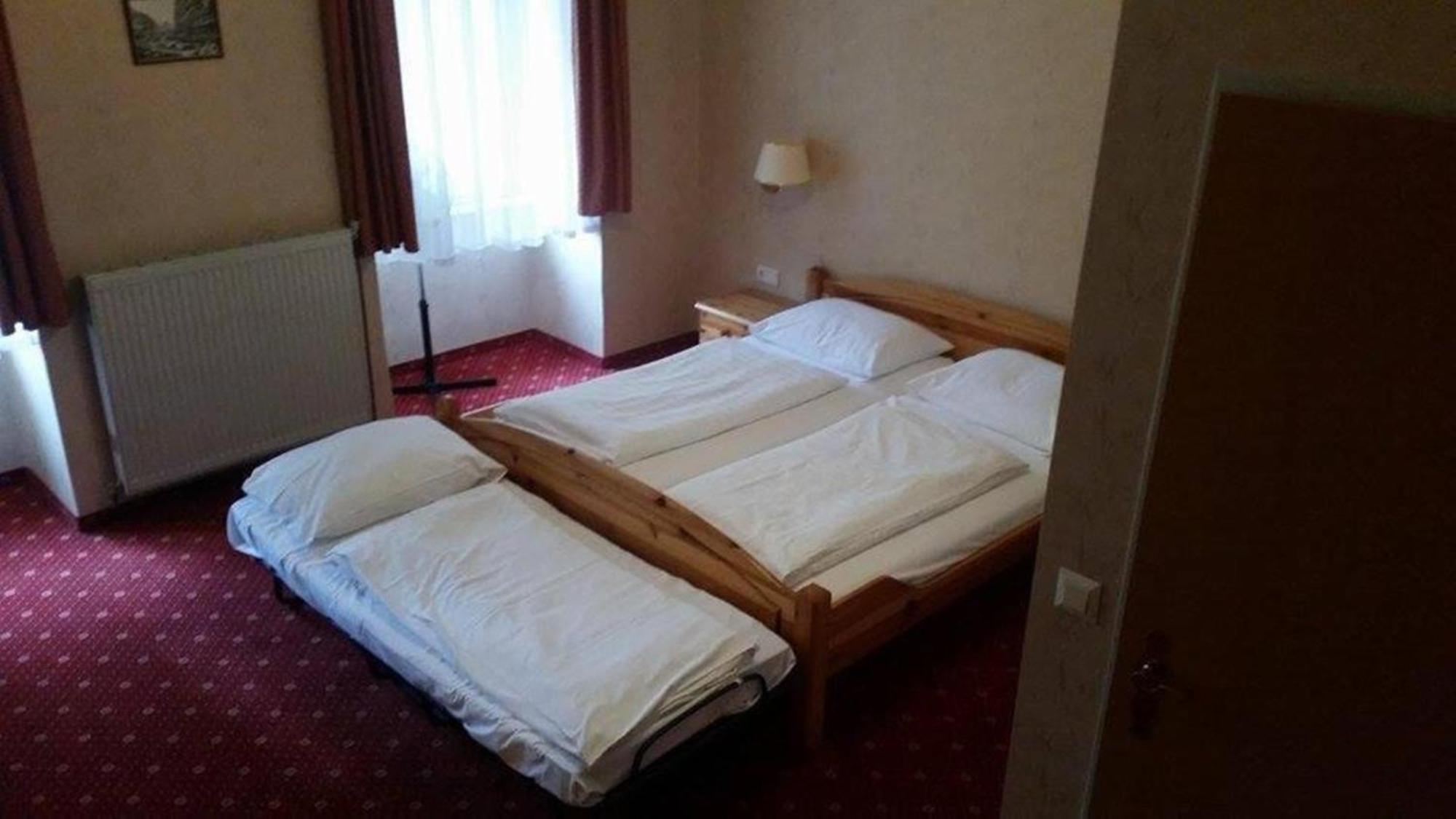 Hotel Pension Walzerstadt เวียนนา ภายนอก รูปภาพ